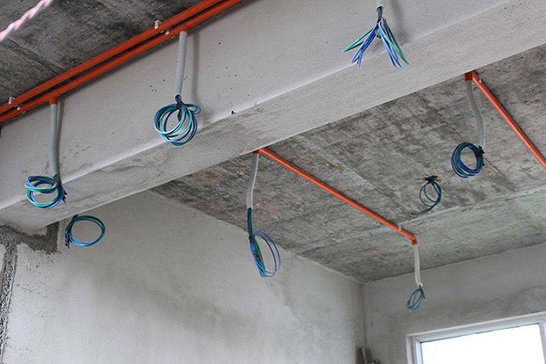 西安：微波炉耗电快，啄木鸟专业师傅上门维修实录