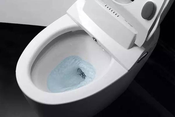 西安：壁挂炉出现漏水怎么办？啄木鸟给您完美解决方案